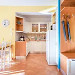 Bpr Amarilla Apartment With Balcony